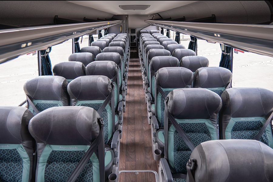 Ônibus Executivo Movix, corredor interno