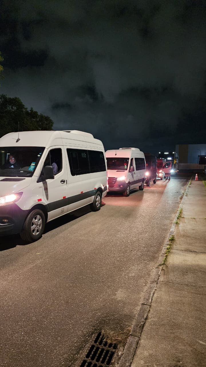 Frota de vans executivas Movix